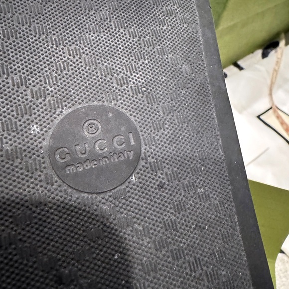 *SOLD* Gucci Men's GG Supreme Black Tiger Slide Sandals *Authentic* - Picture 4 of 6